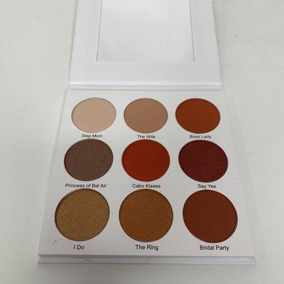 GIVE THEM LALA BEAUTY Eyeshadows The Grown Woman Palette High Pigment Blendable - Picture 7 of 9